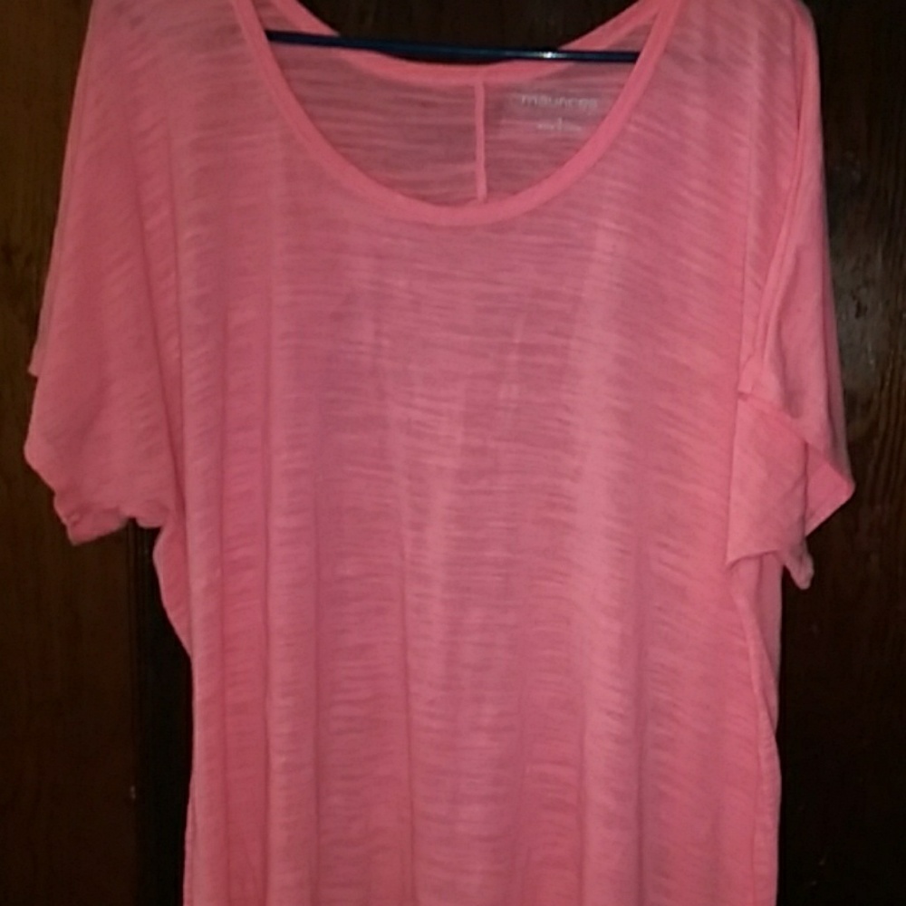 Coral top